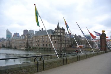 オランダ語が通じる国・オランダ語が公用語の国