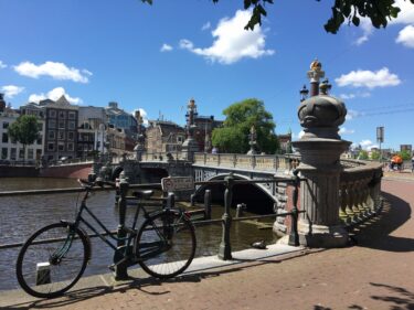 オランダで英語が出来ないで生活できる？