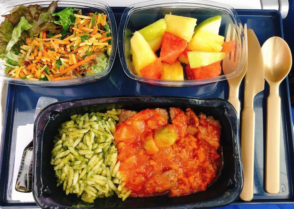 機内食レポ】KLMの減塩機内食LSML│オランダjp