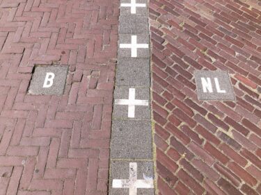 【オランダ・ベルギー】国境線だらけ飛び地の街バールレ＝ナッサウ