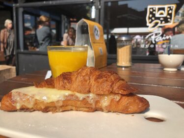 【オランダ】ベーカリーカフェLe Pain quotidienでクロワッサン