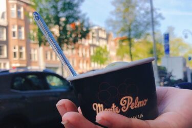 オランダ・アムステルダム ヨルダン地区のアイス屋さんMonte Pelmo