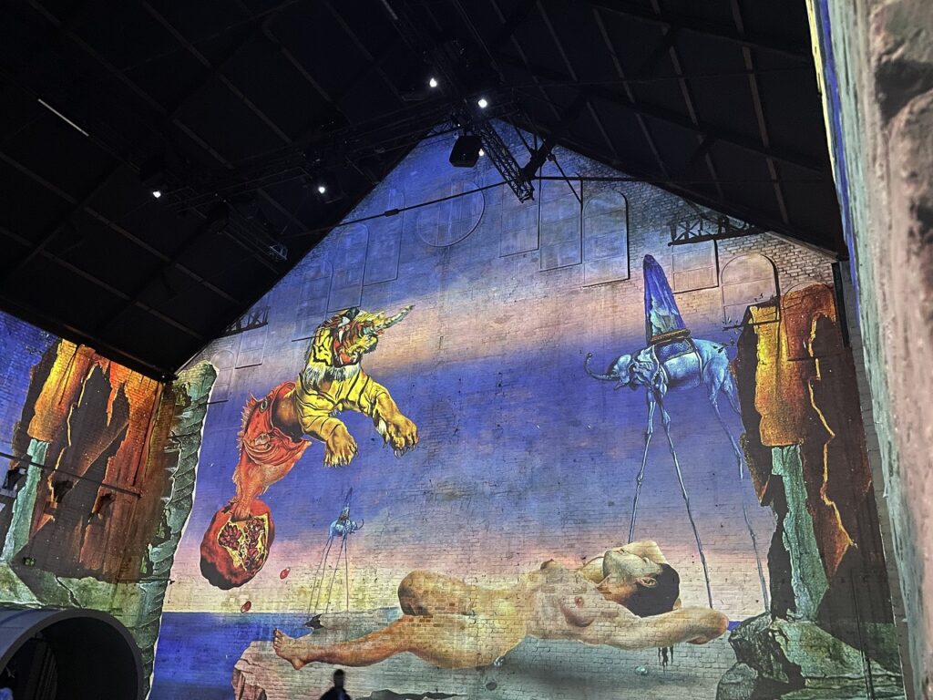 豊田市美術館　ポスター ガウディ ミロ ダリ  103cm×73cm スペイン 豊田市美術館 ポスター ガウディ ミロ ダリ 103cm×73cm スペイン
