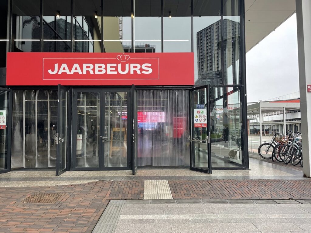 ユトレヒトアンティークマーケット・蚤の市【2025年】│オランダjp